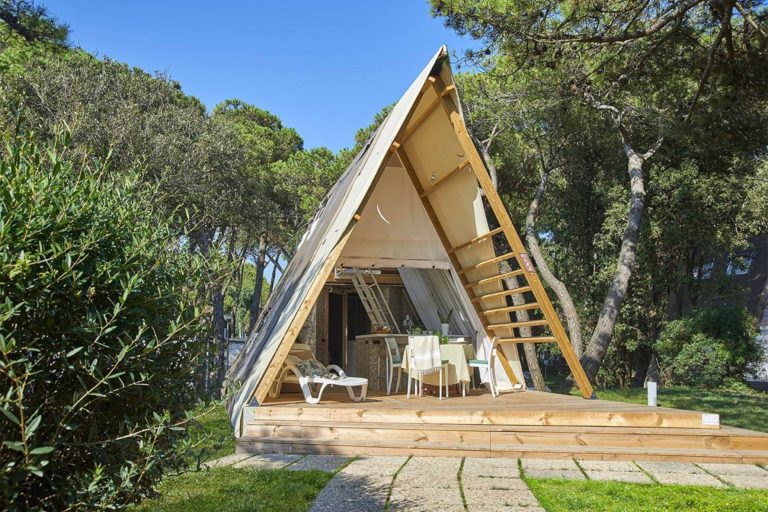Baia Domizia tente lodge de luxe sur la mer, Camping Village Campania