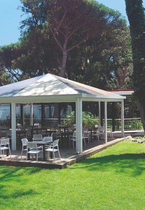 BaiaDomizia-CentroCommerciale-Esterno