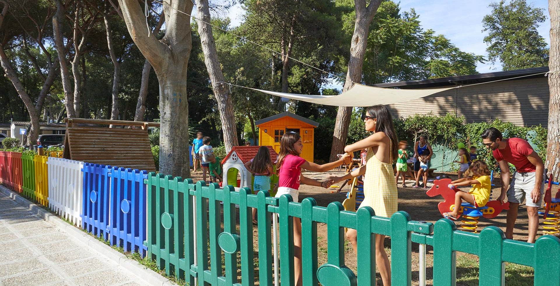 bambini-camping-baia-domizia-gaeta-mare