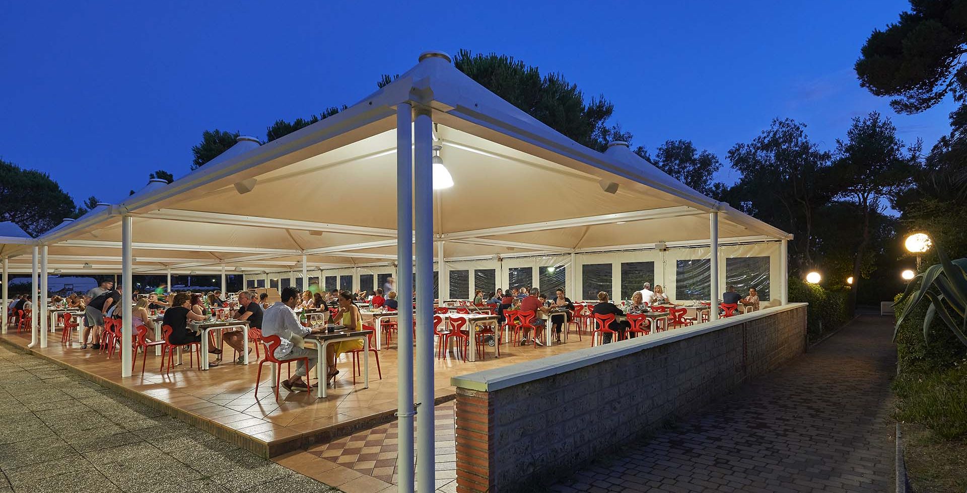 ristorante-baia-domizia-camping-village-campania