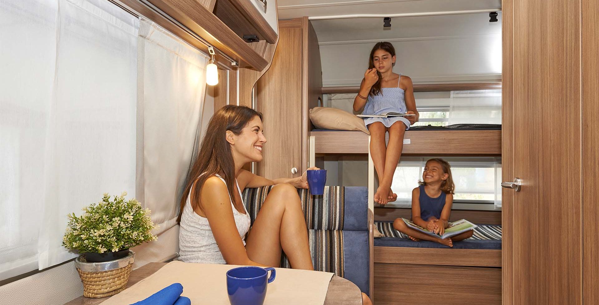 tabbert-rossini-caravan-baia-domizia-camping-village-mare